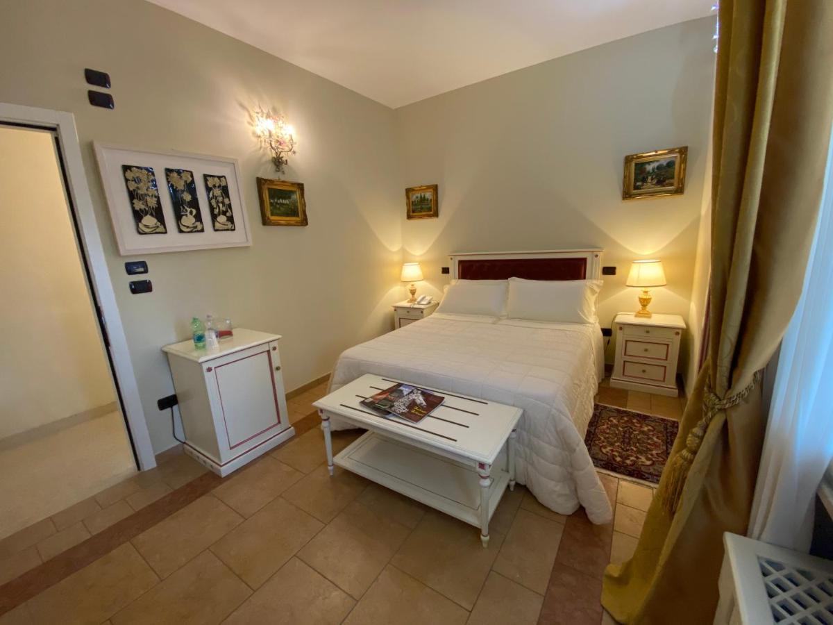 Sangiorgio Resort & Spa Cutrofiano Extérieur photo