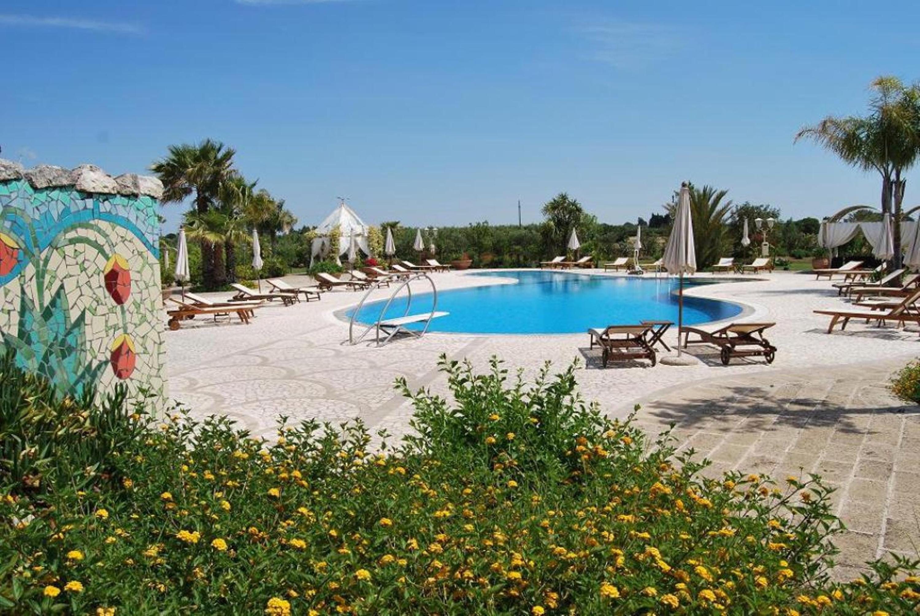 Sangiorgio Resort & Spa Cutrofiano Extérieur photo
