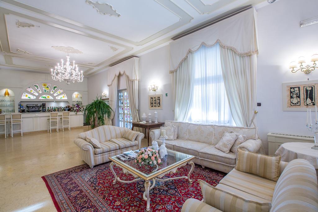 Sangiorgio Resort & Spa Cutrofiano Extérieur photo